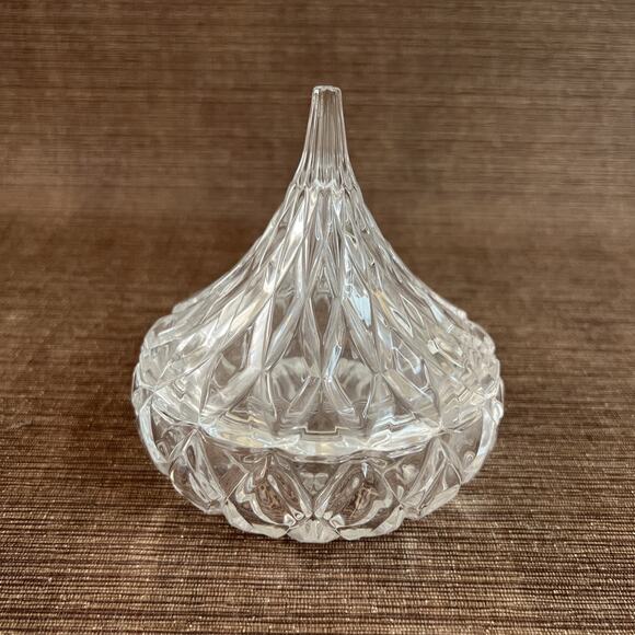 Vintage Hershey’s Kiss Crystal Candy Dish – Shannon Crystal by Godinger –5″ Tall - Picture 1 of 8